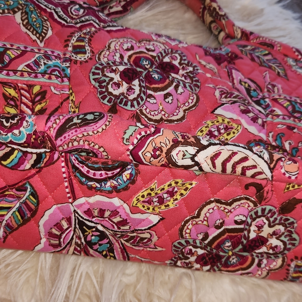 FINAL PRICE!! Vera bradley purse !! - Picture 7 of 16
